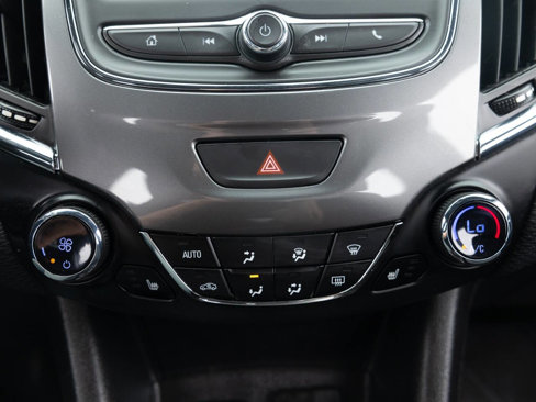Used 2019 Chevrolet Cruze LT w/ Convenience Package image 34