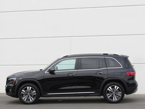 New 2025 Mercedes-Benz GLB 250 4MATIC image 4