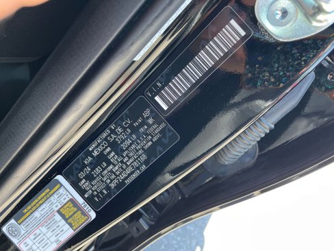 Used 2024 Kia Forte LXS image 29