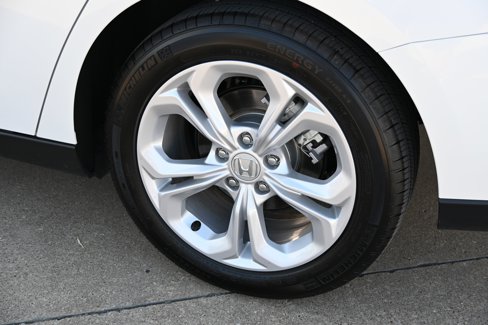 Certified 2025 Honda Accord LX image 13
