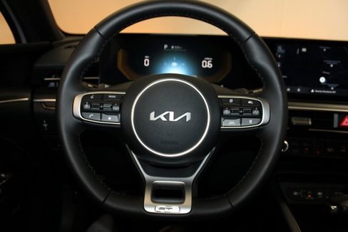Used 2025 Kia K5 GT-Line w/ GT-Line Premium Package image 23