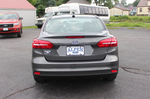 Used 2017 Ford Focus SE w/ Cold Weather Package image 6