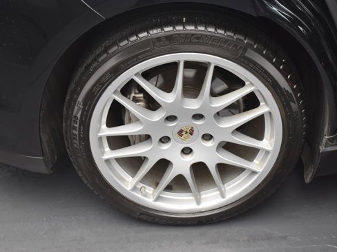 Used 2010 Porsche Panamera image 5