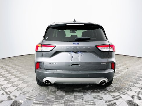 Used 2021 Ford Escape Titanium image 6
