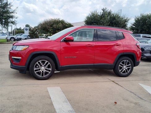 Used 2019 Jeep Compass Latitude image 3