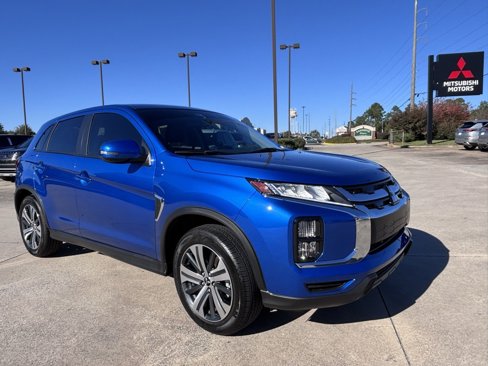 New 2024 Mitsubishi Outlander Sport SE image 1
