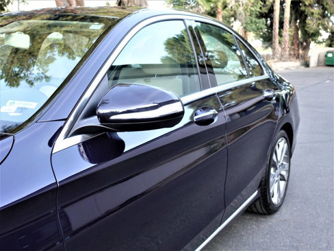 Used 2015 Mercedes-Benz C 300 Sedan image 4