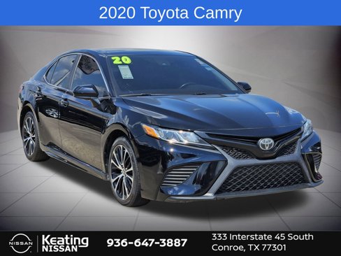 Used 2020 Toyota Camry SE image 1