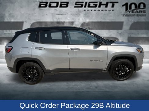 Used 2023 Jeep Compass Altitude image 7