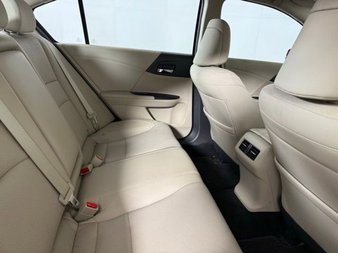Used 2017 Honda Accord EX-L image 34