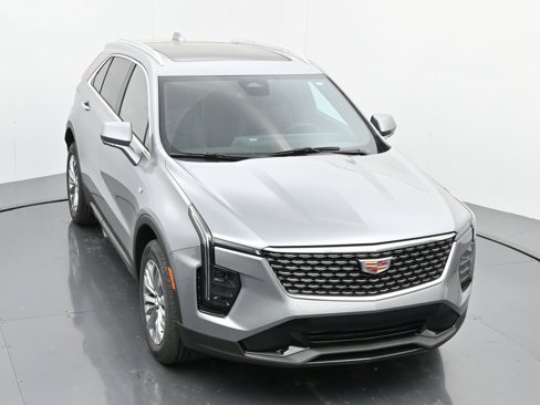 New 2025 Cadillac XT4 Premium Luxury w/ Cold Weather Package image 30