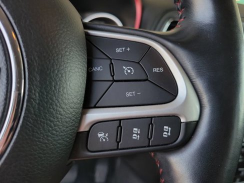 Used 2021 Jeep Compass Trailhawk image 20
