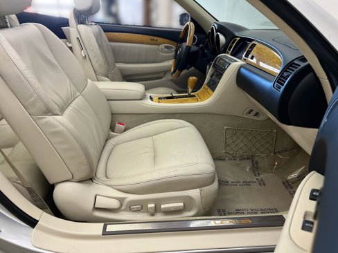 Used 2003 Lexus SC 430 Convertible image 23