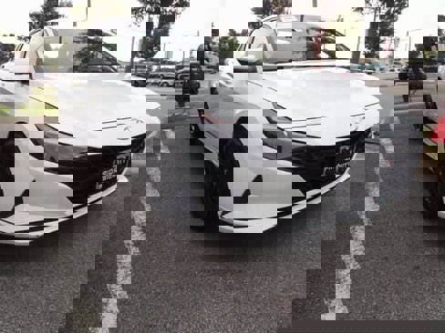 Used 2023 Hyundai Elantra SEL image 3