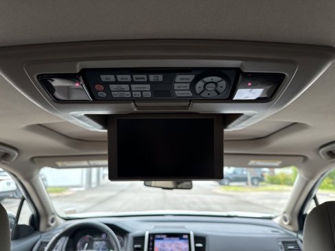 Used 2017 Honda Pilot Elite image 27