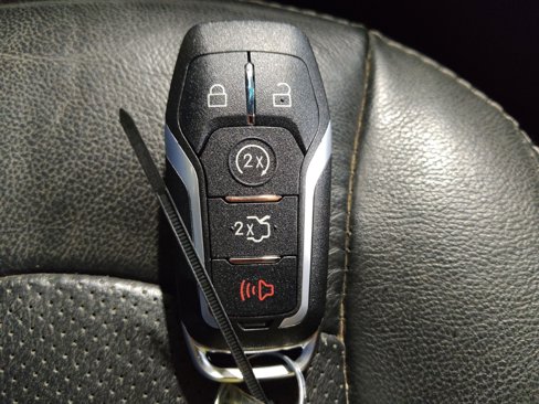 Used 2016 Ford Explorer Limited image 32