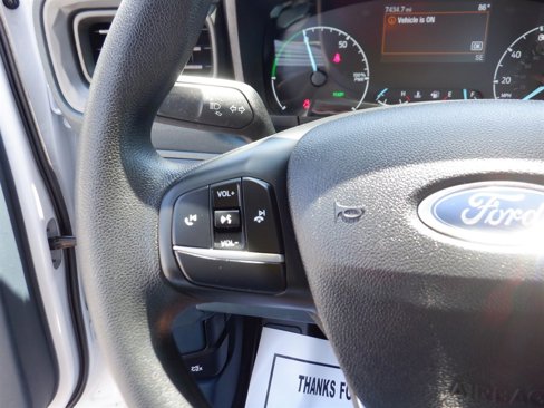 Used 2022 Ford Maverick XL image 17