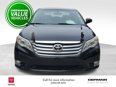 Used 2011 Toyota Avalon image 2
