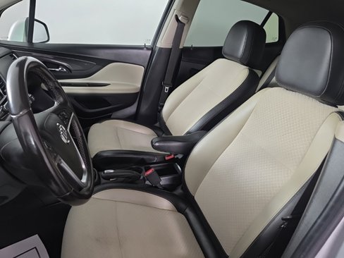 Used 2021 Buick Encore Preferred image 15