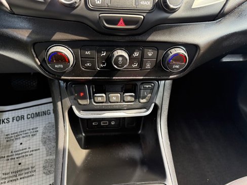 Used 2019 GMC Terrain SLT image 20