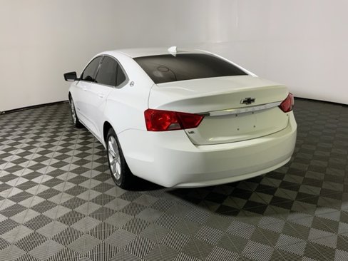 Used 2017 Chevrolet Impala LT image 10