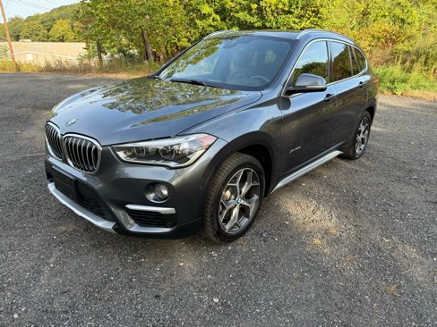 Used 2016 BMW X1 xDrive28i image 1