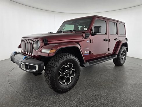 Used 2022 Jeep Wrangler Unlimited Sahara w/ Cold Weather Group image 24