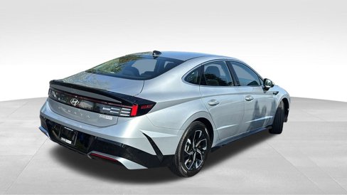 Used 2024 Hyundai Sonata SEL image 7