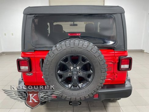 Used 2023 Jeep Wrangler Willys image 5