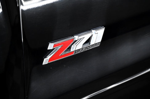 Used 2017 Chevrolet Silverado 1500 LTZ Z71 w/ LTZ Plus Package image 11