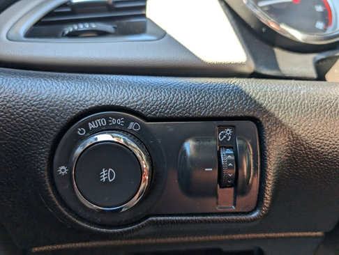 Used 2015 Buick Verano Convenience image 34