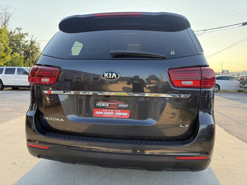 Used 2019 Kia Sedona LX image 5
