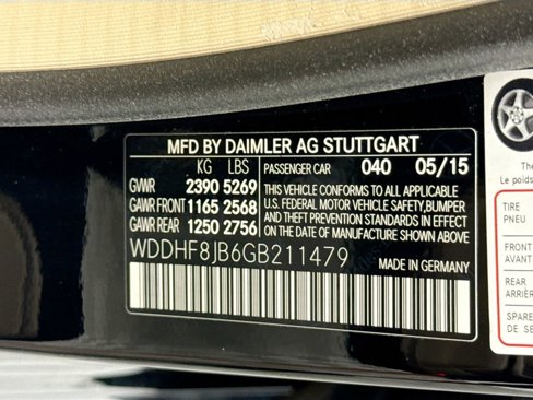 Used 2016 Mercedes-Benz E 350 4MATIC Sedan image 34