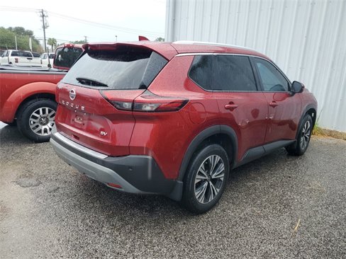 Certified 2021 Nissan Rogue SV w/ Premium Package image 4