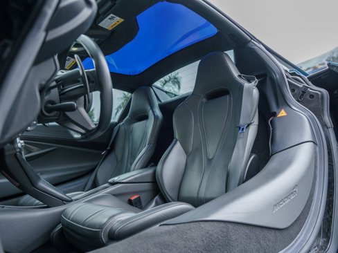 Used 2020 McLaren 720S Luxury image 17