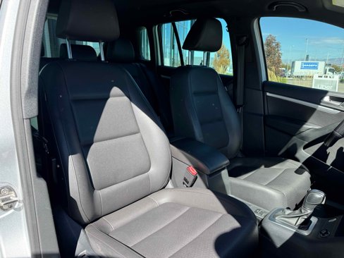Used 2016 Volkswagen Tiguan R-Line image 31
