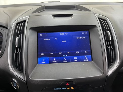 Used 2020 Ford Edge SE image 26