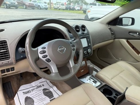 Used 2007 Nissan Altima 3.5 SL w/ Technology Pkg image 14