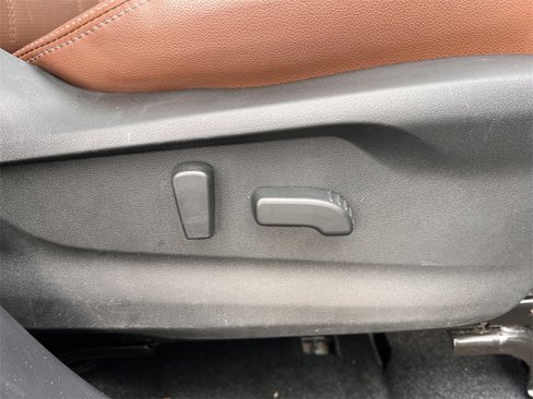 Used 2021 Subaru Forester Touring w/ Popular Package #2 image 19