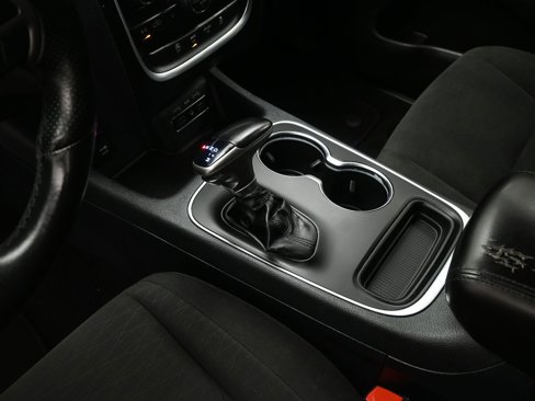 Used 2020 Dodge Durango SXT image 16