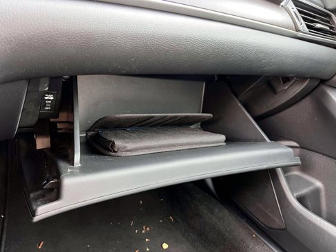 Certified 2018 Honda Accord Touring image 35