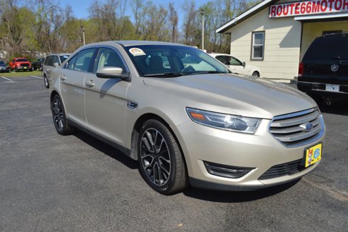 Used 2018 Ford Taurus SEL w/ Equipment Group 201A image 10