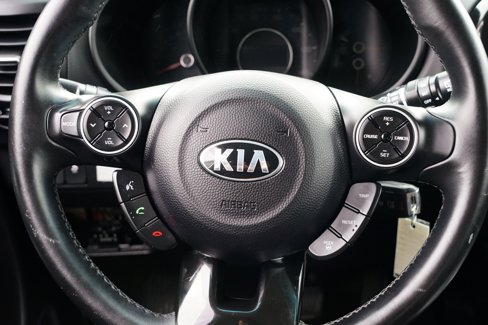Used 2015 Kia Soul ! image 23