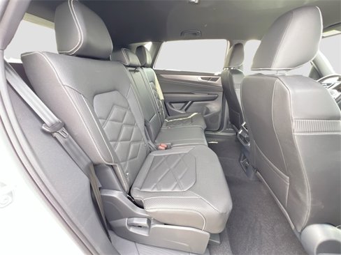 New 2025 Volkswagen Atlas Cross Sport SE image 26