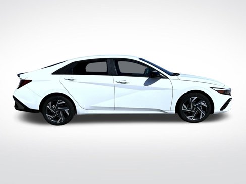 New 2025 Hyundai Elantra Sport image 5