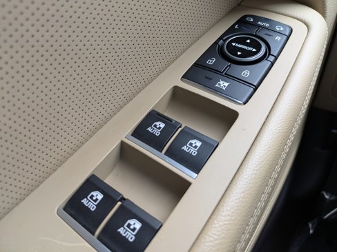 Used 2018 Genesis G80 3.8 image 19