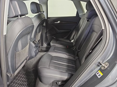 Used 2018 Audi Q5 2.0T Premium Plus image 12