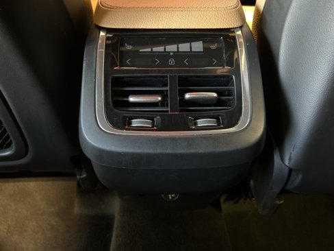 Used 2019 Volvo XC90 T6 Momentum w/ Advanced Package image 26