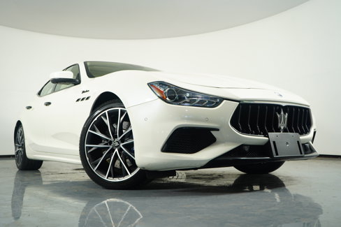 Used 2022 Maserati Ghibli Modena image 4