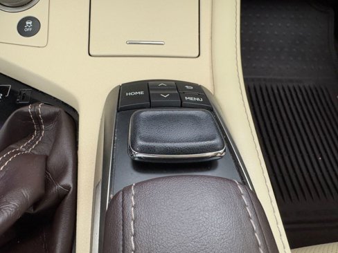 Used 2018 Lexus ES 350 w/ Navigation System Package image 28